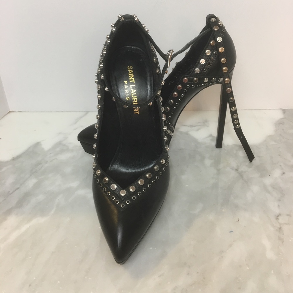 Saint Laurent black studded pump size 37